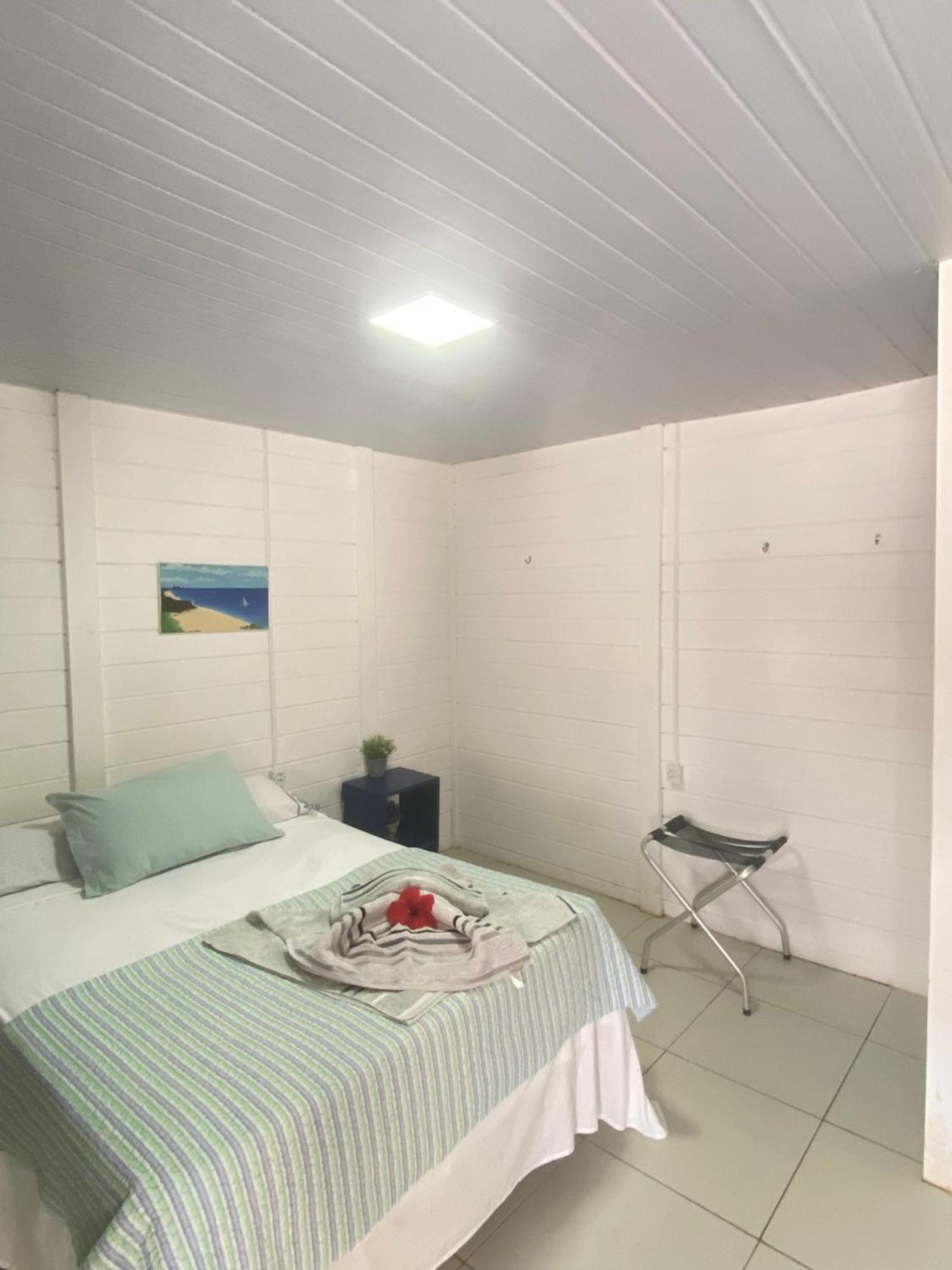 Pousada Rosemary Suites Фернанду ди Нороня Екстериор снимка